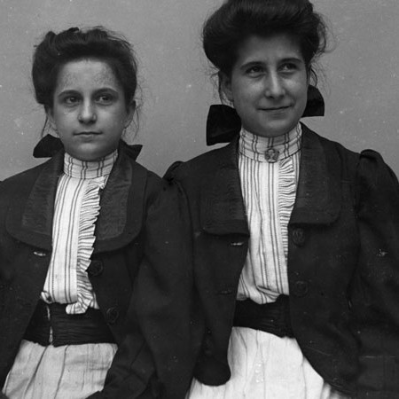 Enrica e Antonietta Bellegotti 1912